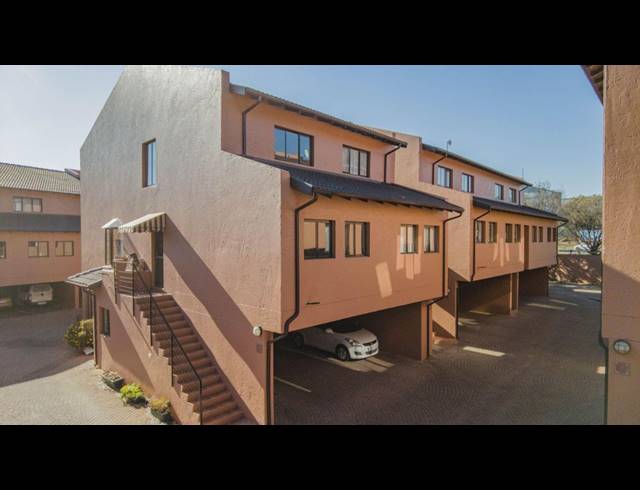 2 BEDROOM APARTMENT FOR SALE IN BUURENDAL